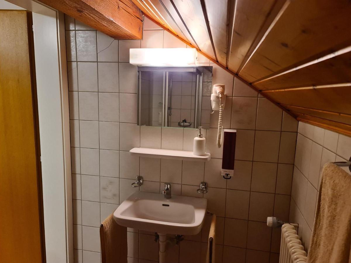 Auberge De Ballens מראה חיצוני תמונה