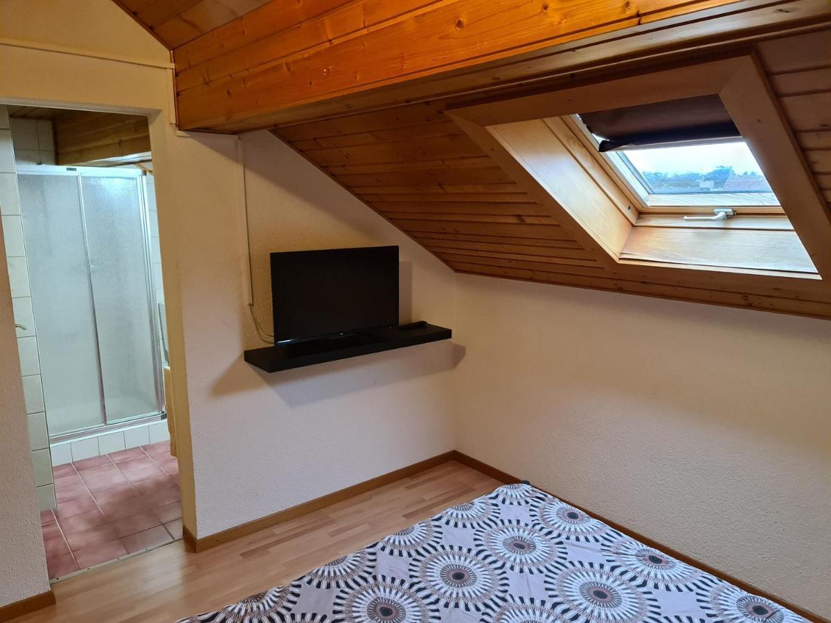 Auberge De Ballens מראה חיצוני תמונה